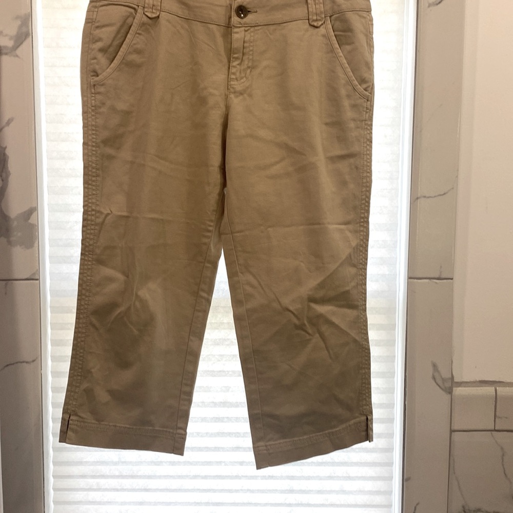 Ladies DKNY jeans capris